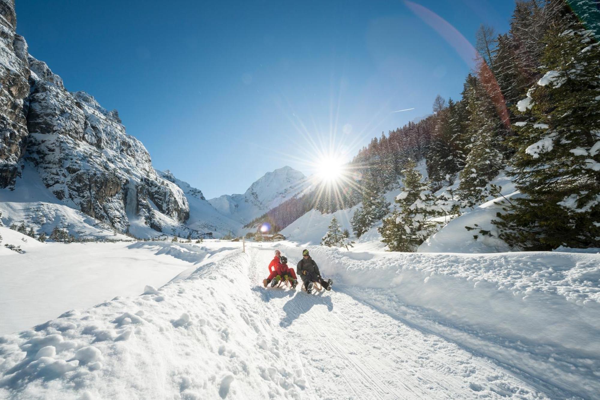Hotel Alpenhaus Monte Neustift im Stubaital Exterior foto