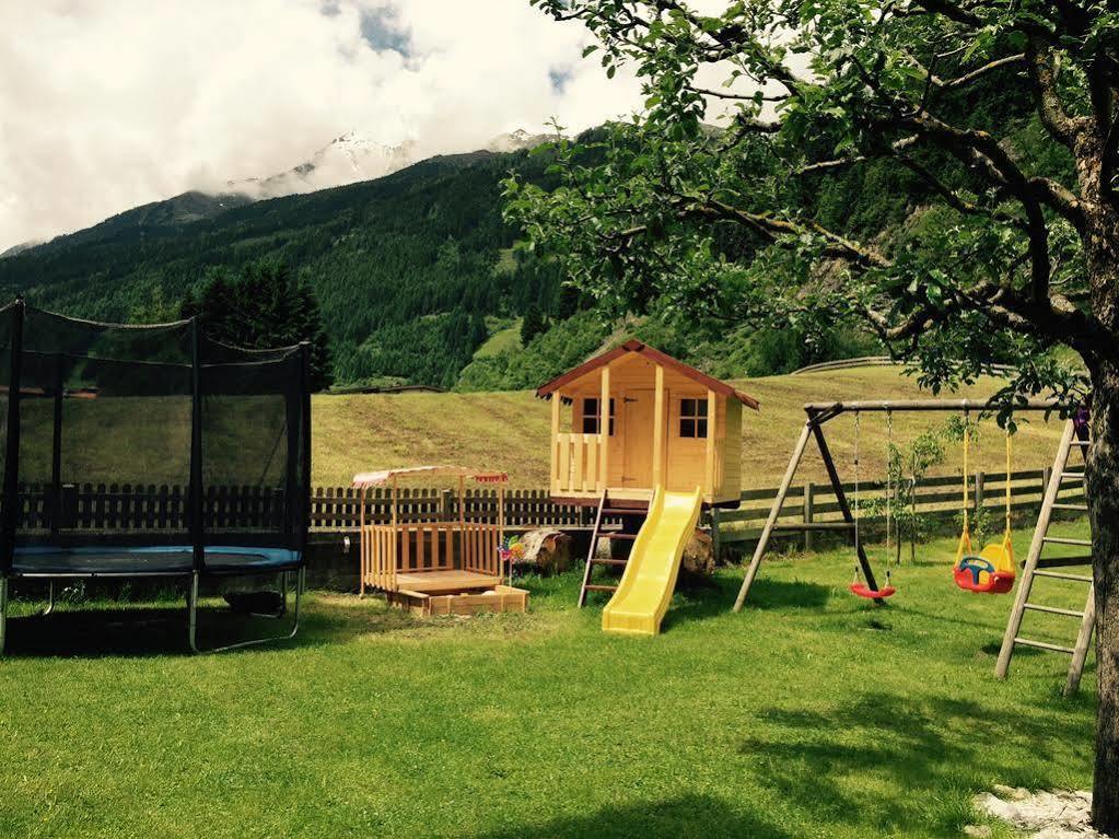 Hotel Alpenhaus Monte Neustift im Stubaital Exterior foto
